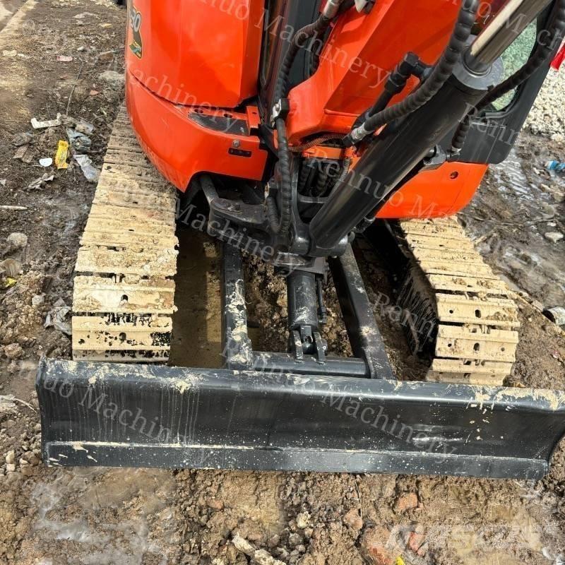 Kubota U 30 Mini kotrók < 7t