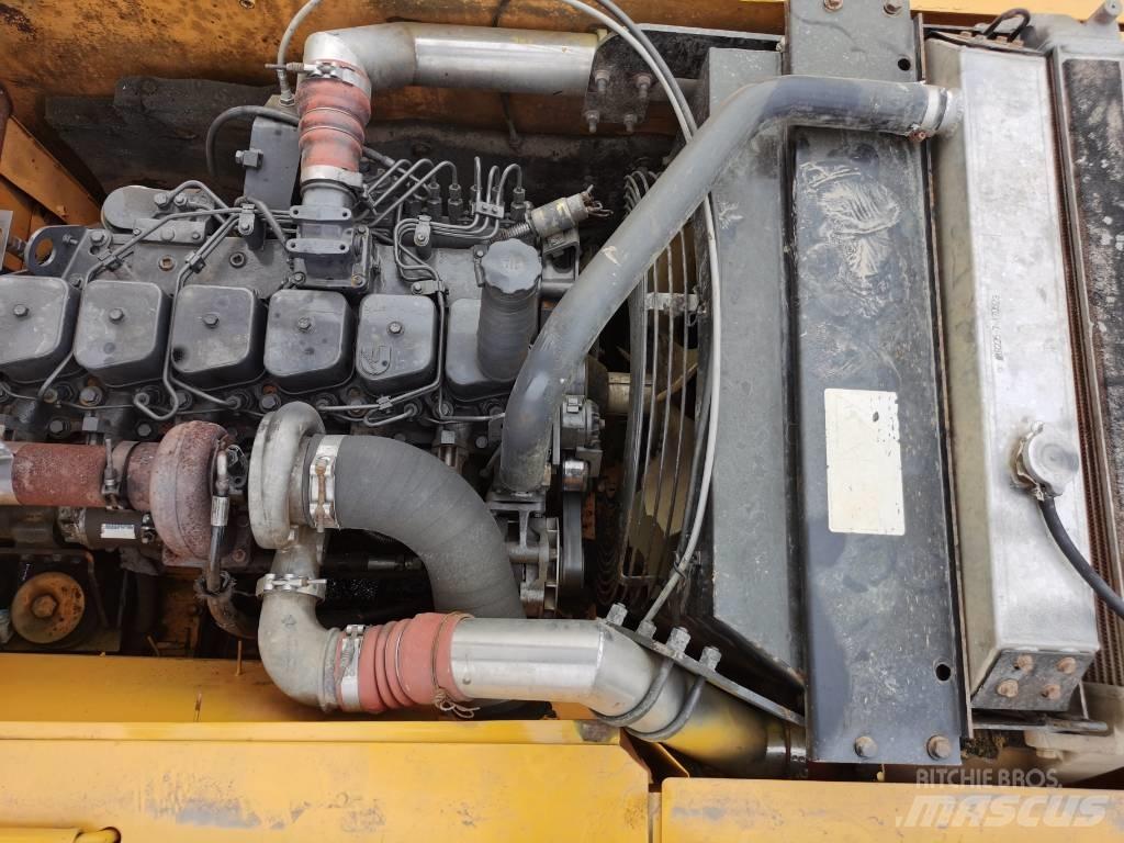 Hyundai R225LC-7 Lánctalpas kotrók