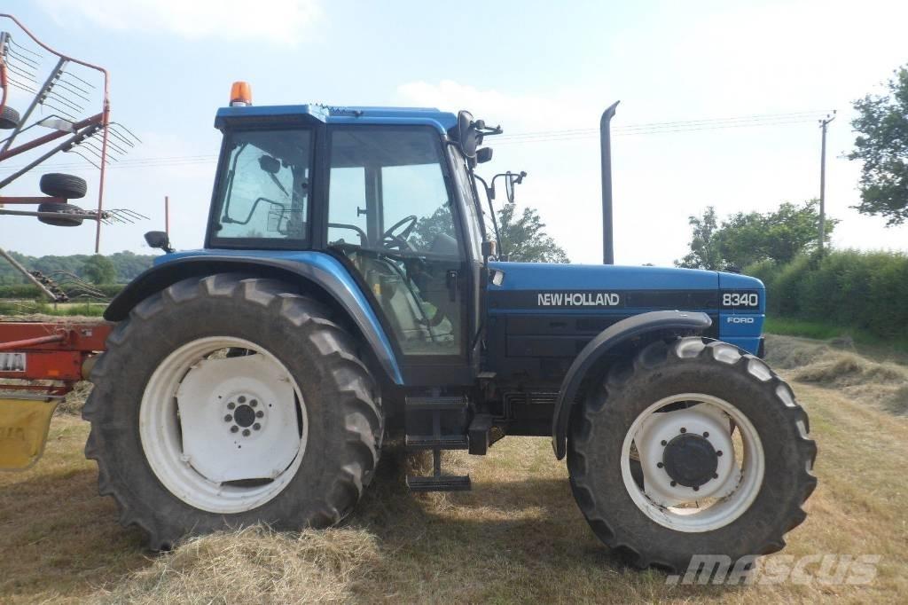New Holland 8340 Traktorok