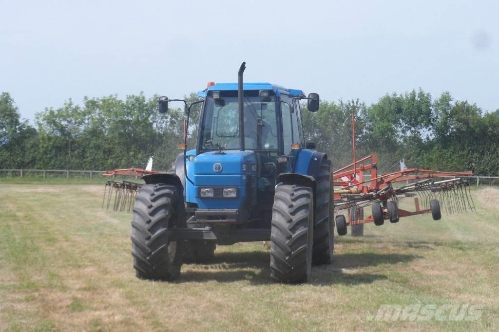 New Holland 8340 Traktorok