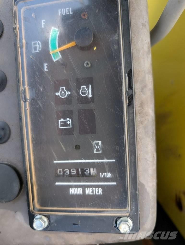 Yanmar B 25 V Mini kotrók < 7t
