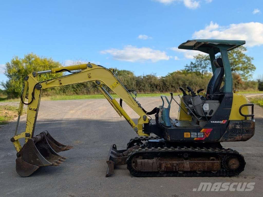 Yanmar B 25 V Mini kotrók < 7t