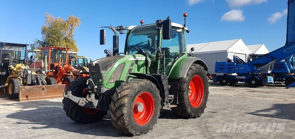 Fendt 514 Vario Traktorok