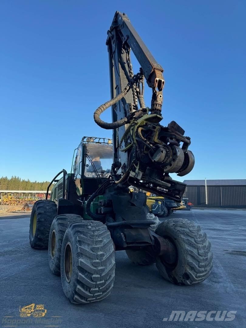 John Deere 1470E Betakarítók