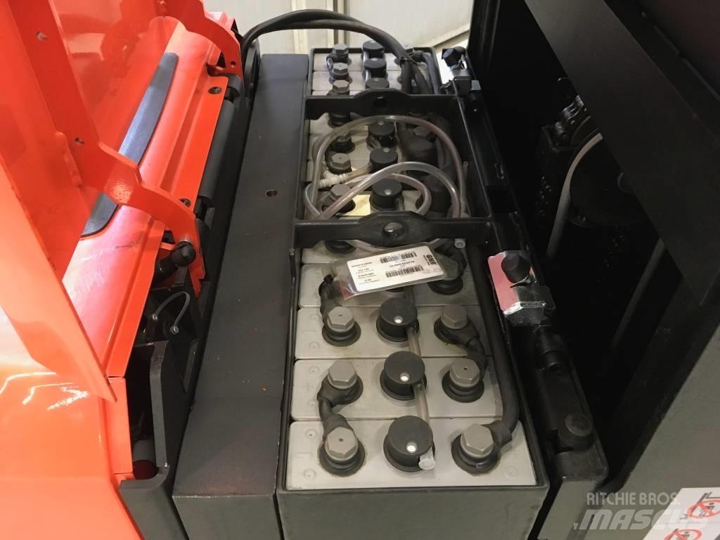 Toyota OSE 100 W Komissiózó alacsony emelésű targonca