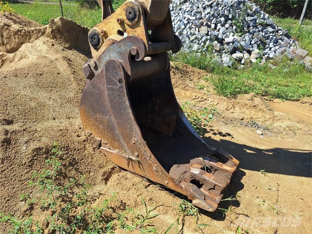 CAT M 318 C 4X4 Építőipar - Egyebek