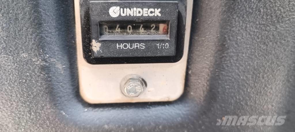 Ausa D 350 AH G Mezei dömperek