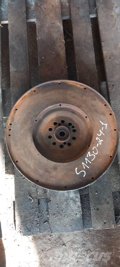 Scania R 440.    1805086 Motorok