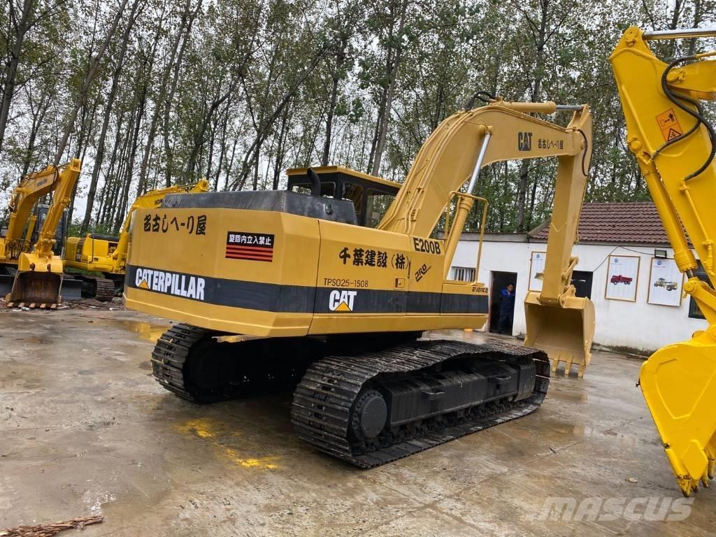 CAT E200B Lánctalpas kotrók