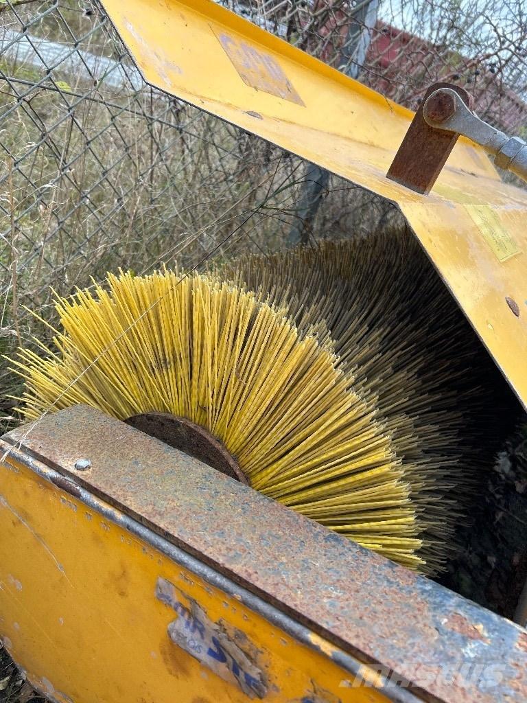 GMR FF2000 SPS Úttakarító gépek