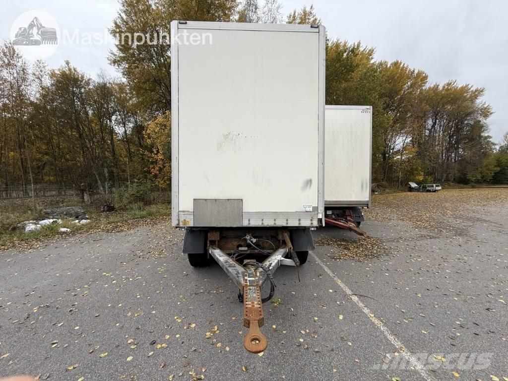 Närko D4HW13L62 Dobozos pótkocsik