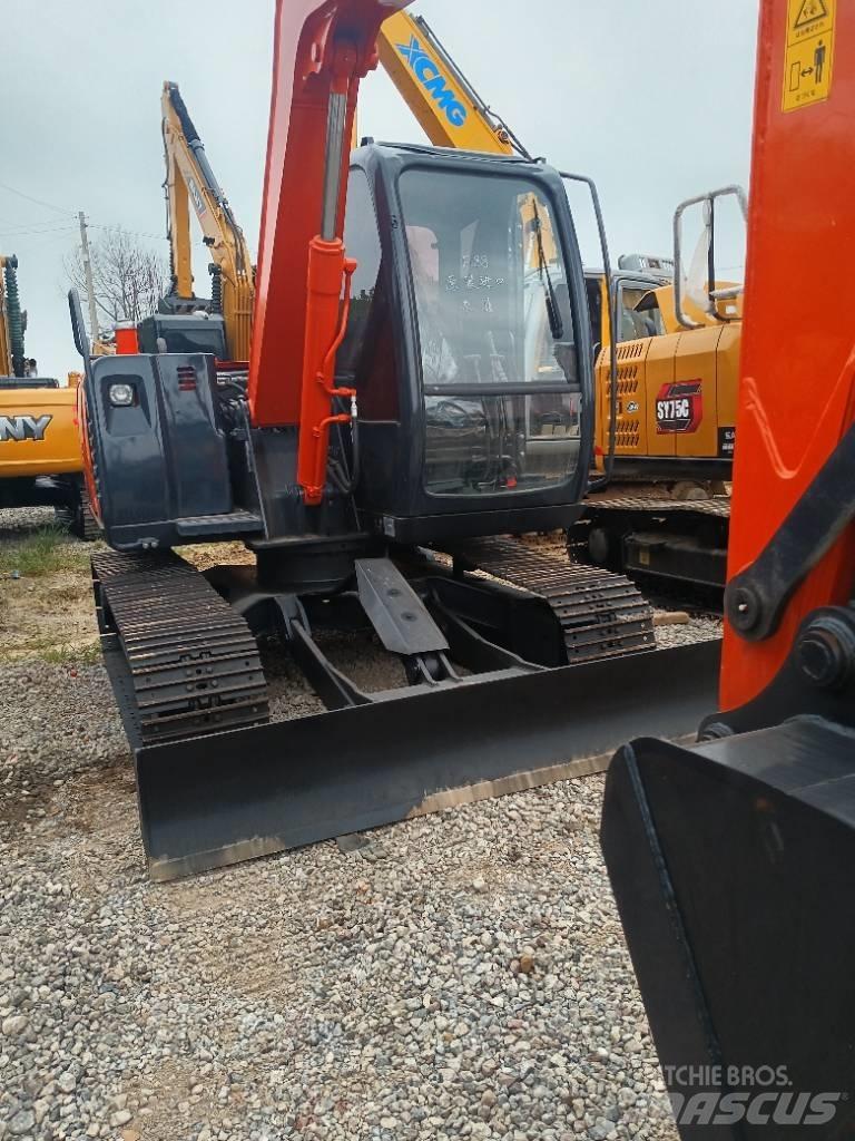 Hitachi ZX 70 Mini kotrók < 7t
