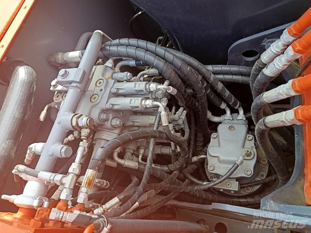 Hitachi ZX 70 Lánctalpas kotrók