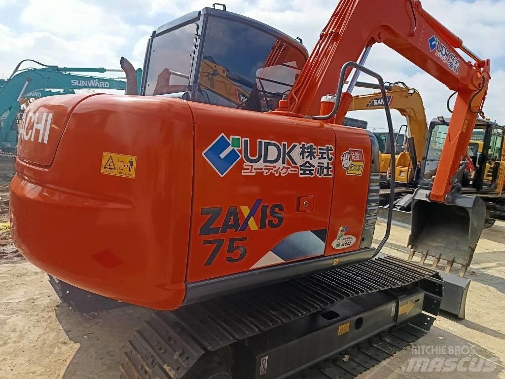 Hitachi ZX 70 Lánctalpas kotrók