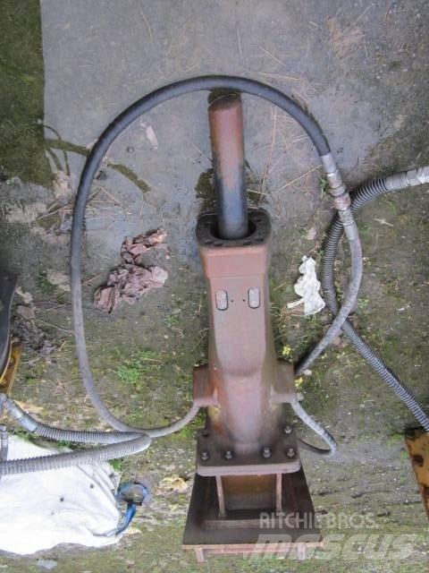 Atlas Copco SB 702 Fejtőgépek