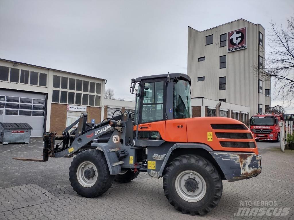 Terex Schaeff TL100 Gumikerekes homlokrakodók