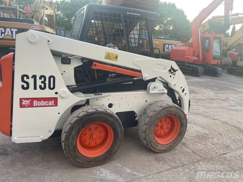 Bobcat S 130 Kompaktrakodók