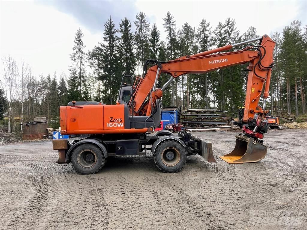 Hitachi ZX 160W Gumikerekes kotrók