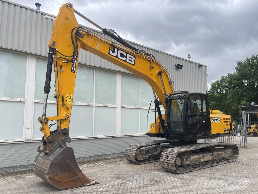 JCB JS 210 LC    2017 Lánctalpas kotrók