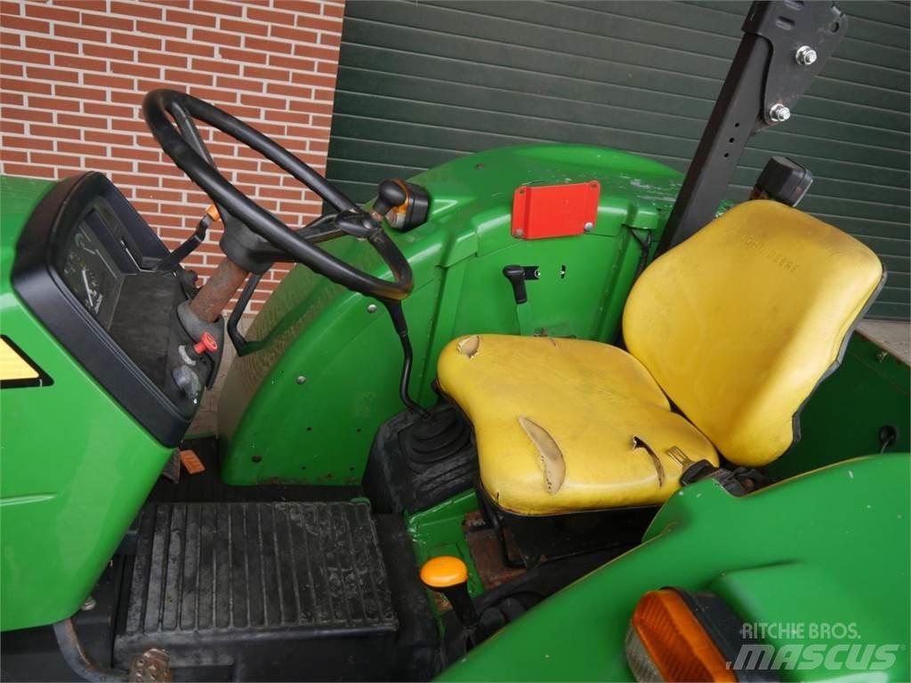 John Deere 5065E Traktorok