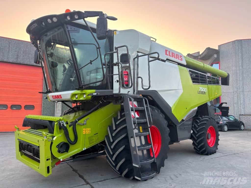 CLAAS Lexion 7500 Kombájnok