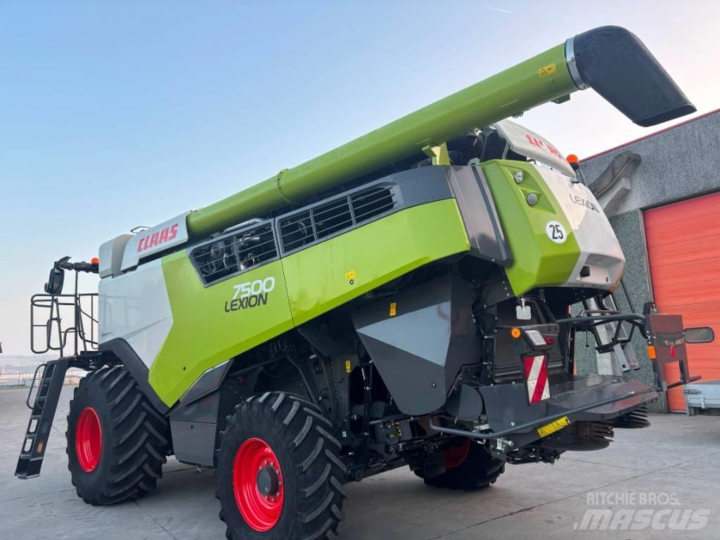 CLAAS Lexion 7500 Kombájnok