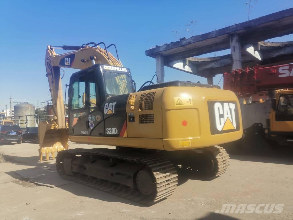 CAT 320 D Lánctalpas kotrók