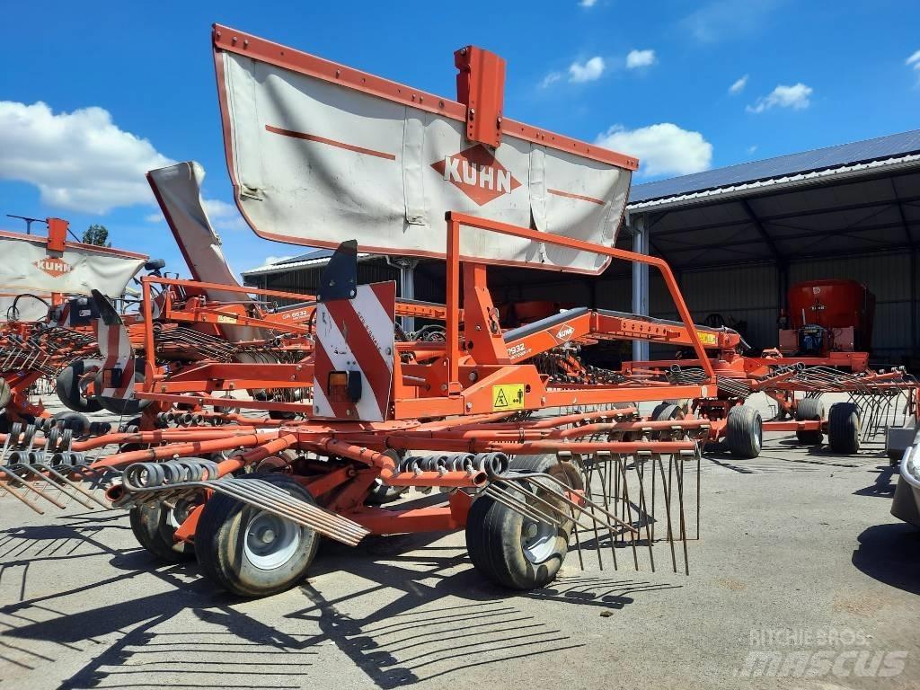 Kuhn GA 7932 Rendforgatók