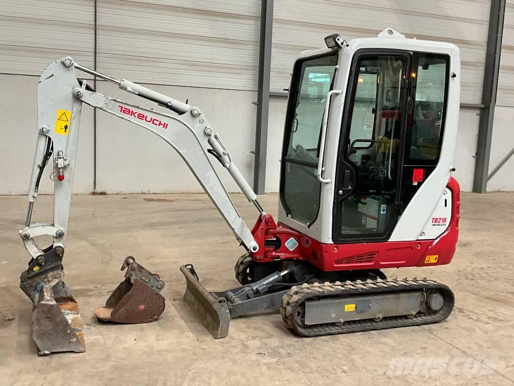 Takeuchi TB 216 Mini kotrók < 7t