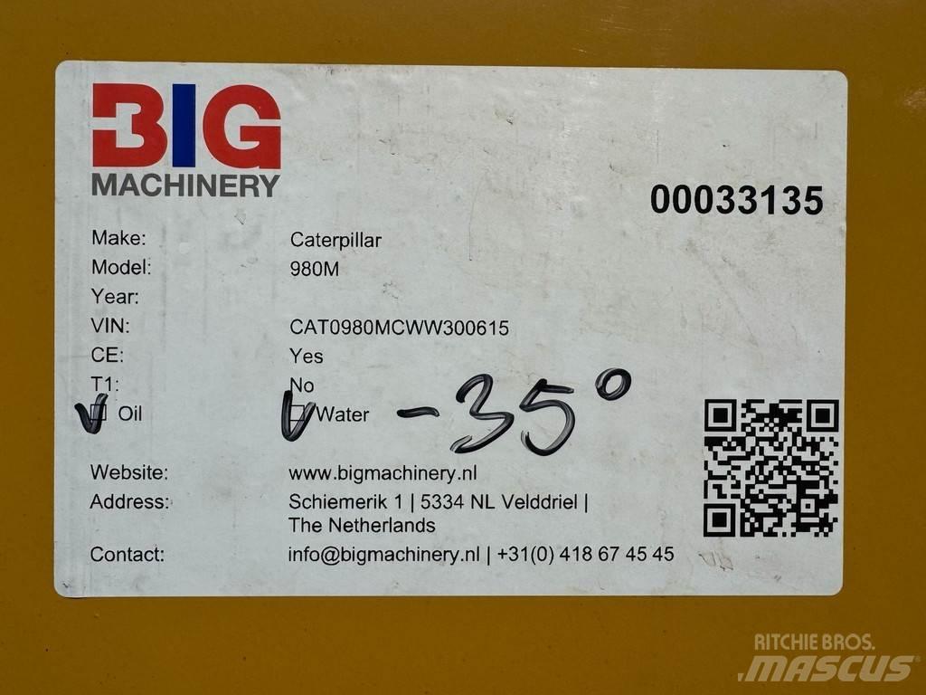 CAT 980M Gumikerekes homlokrakodók