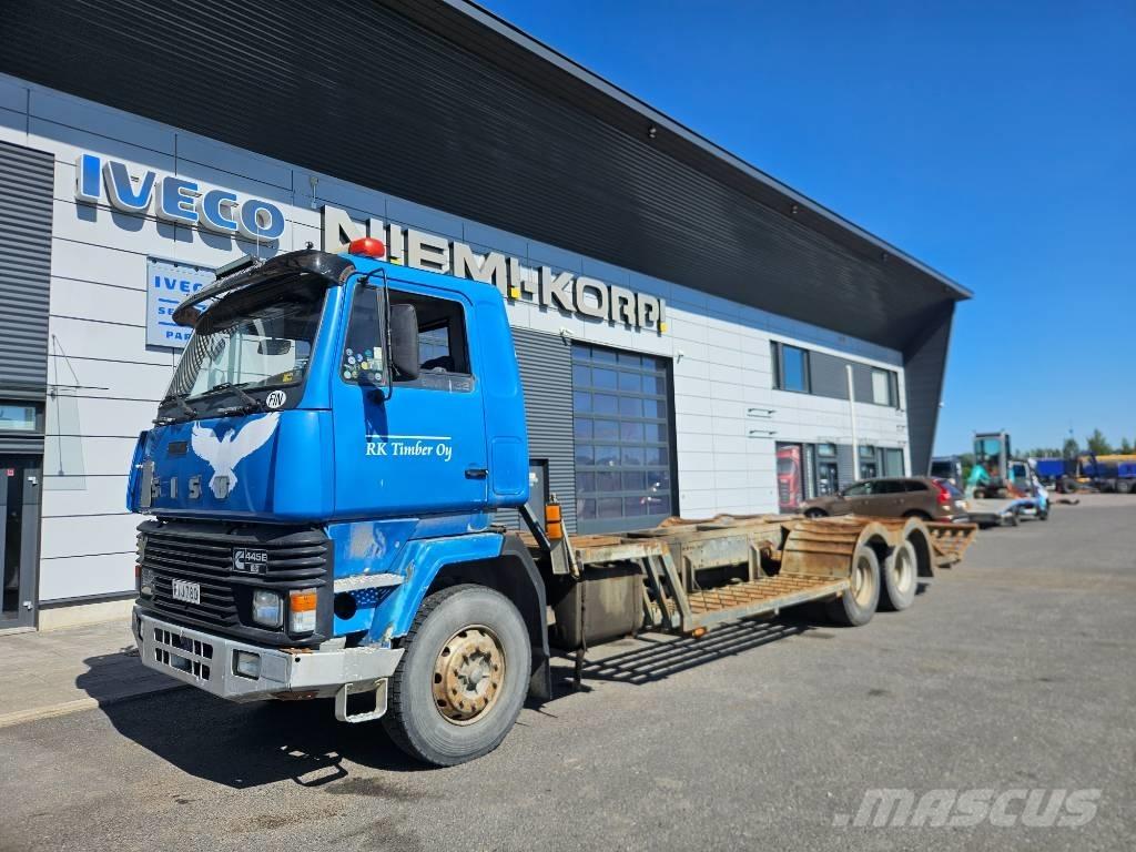 Sisu SM 320 erdészeti gépszállító teherautók