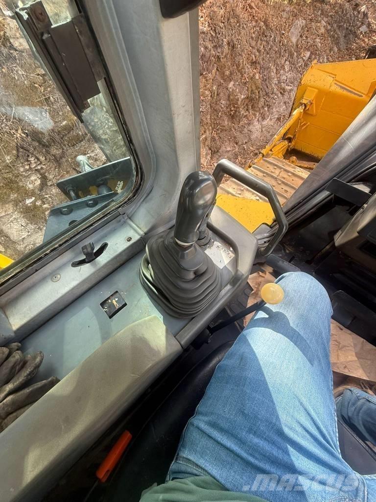 Komatsu D 65 EX 12 lánctalpas dózerek