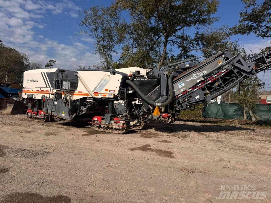 Wirtgen W250 Aszfalt marók