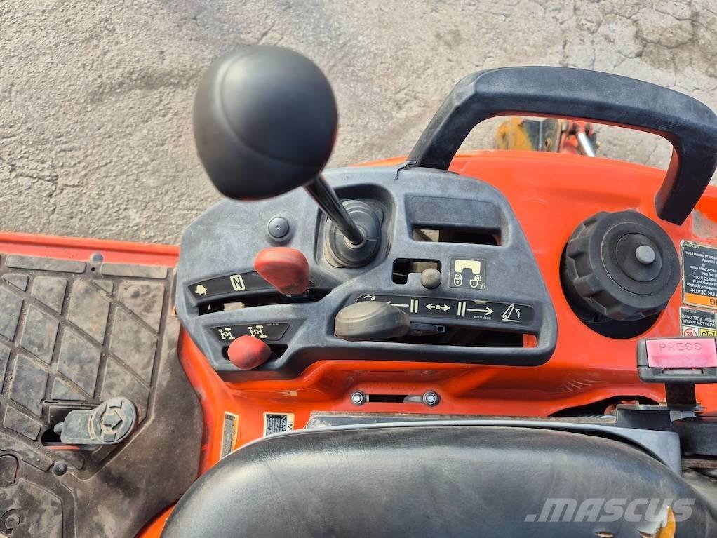 Kubota BX 23 Kompakt traktorok
