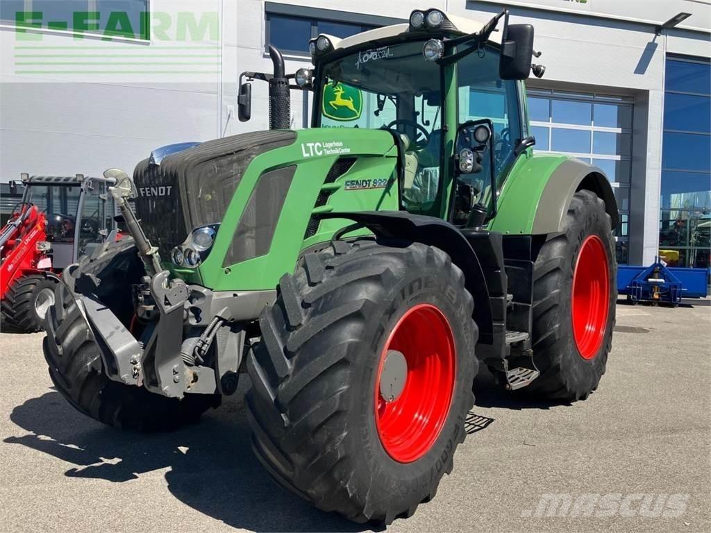 Fendt 822 Vario Traktorok