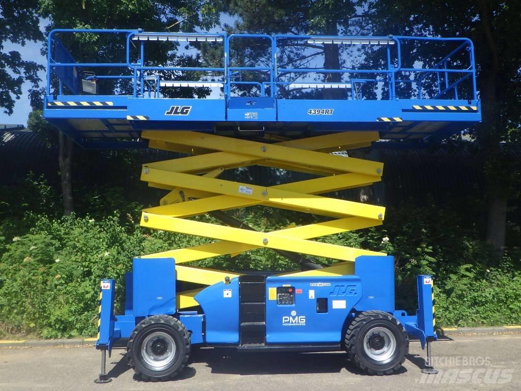 JLG 4394RT Ollós emelők