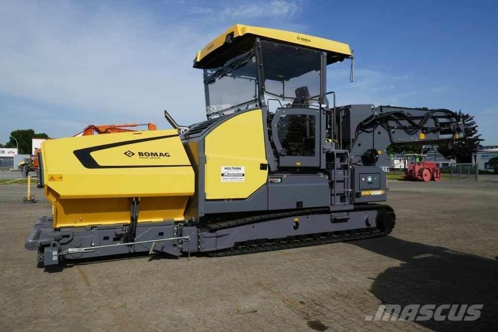 Bomag BMF 2500 M Tárolók