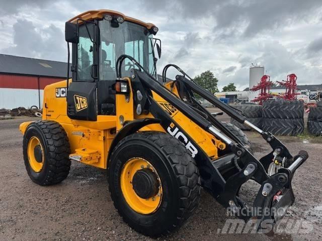 JCB 416 HT Gumikerekes homlokrakodók