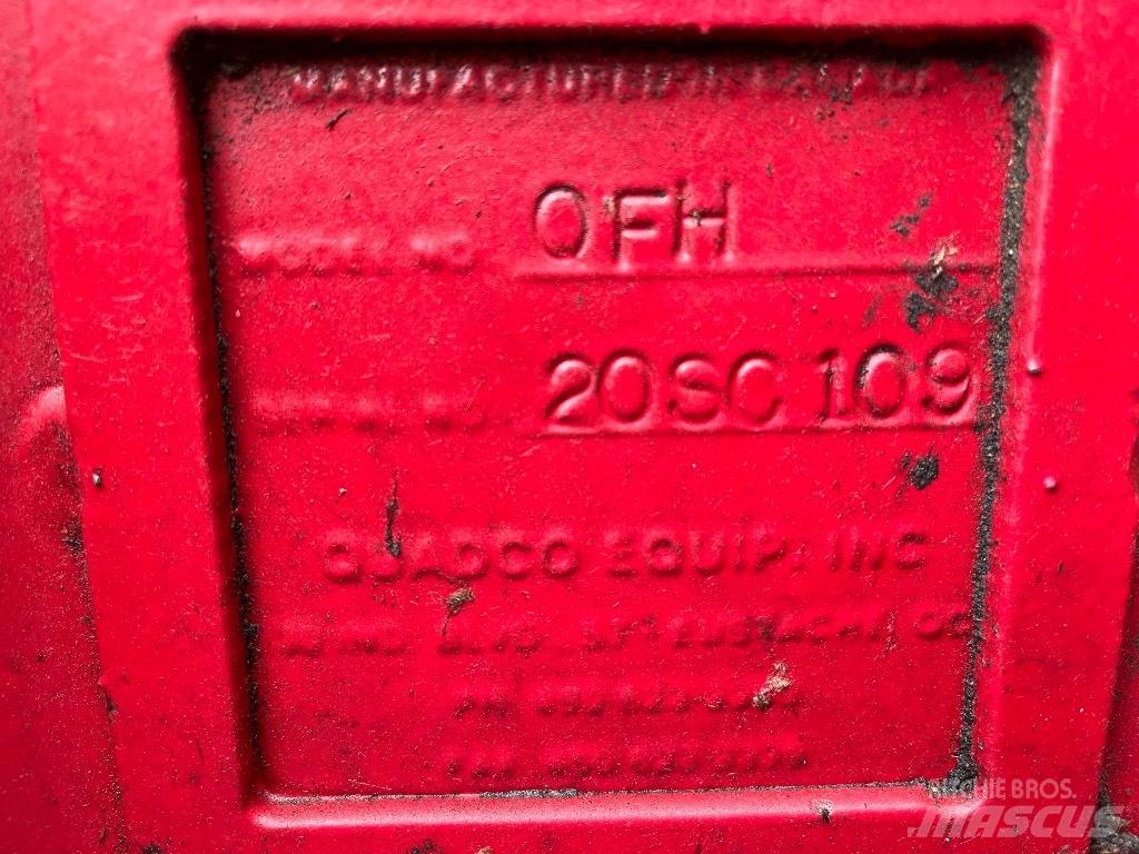  Quadco 20c Betakarítók