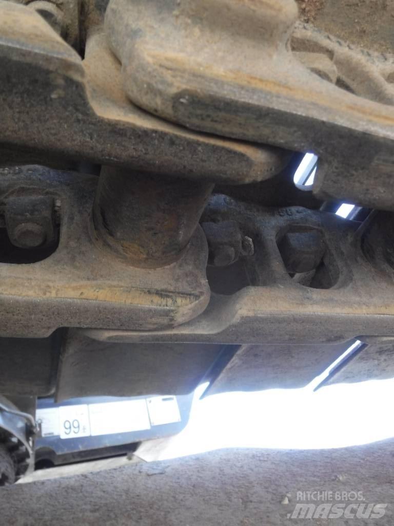 CASE CX 130 D Lánctalpas kotrók