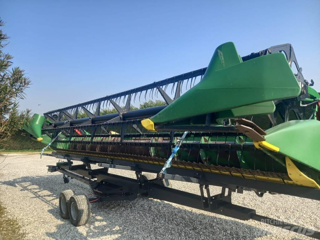 John Deere S 780i Kombájnok