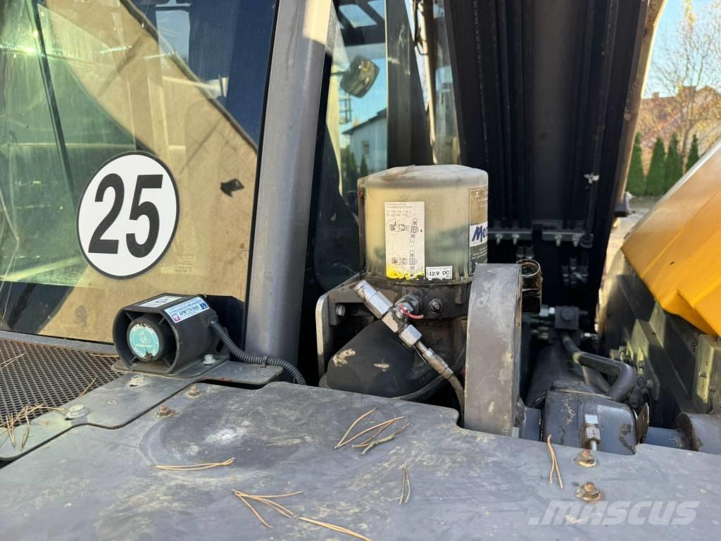 Mecalac 15 MWR Gumikerekes kotrók