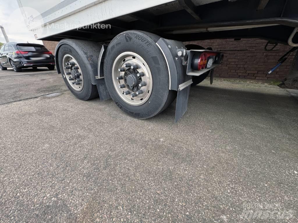 Parator SD 18 Dolly trailer