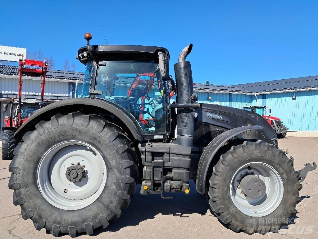 Valtra S 374 Traktorok
