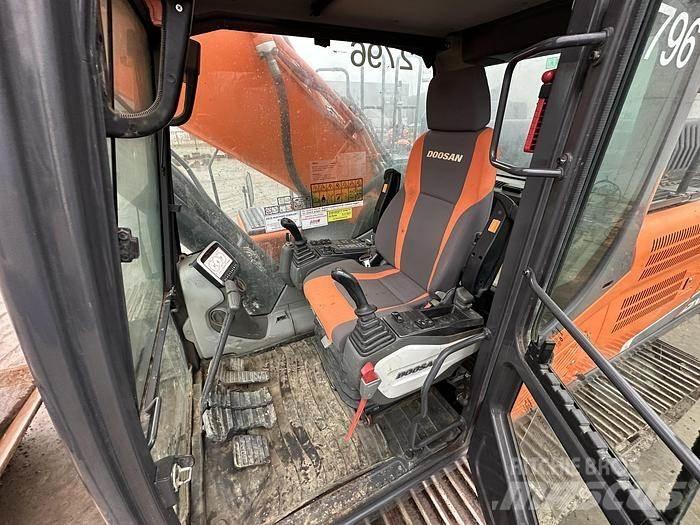 Doosan DX300LC-5 Speciális kotrók