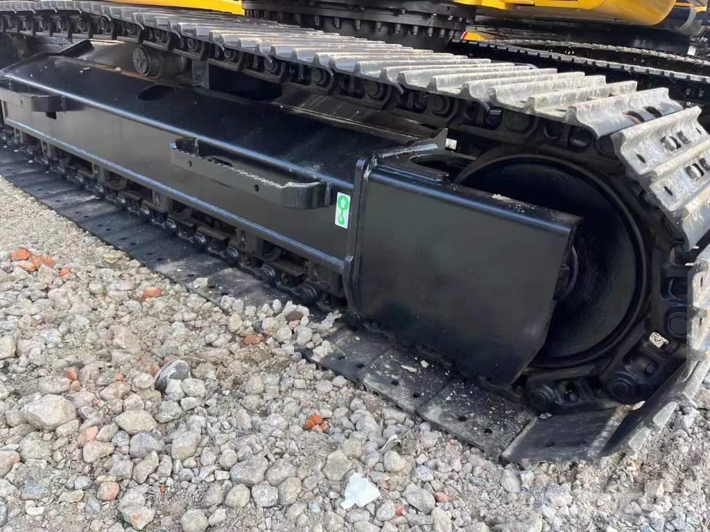 CAT 313 Lánctalpas kotrók