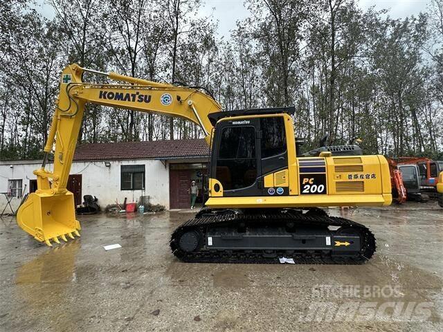 Komatsu pc200-8 Lánctalpas kotrók