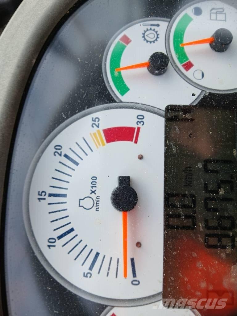 CAT 930 H Gumikerekes homlokrakodók