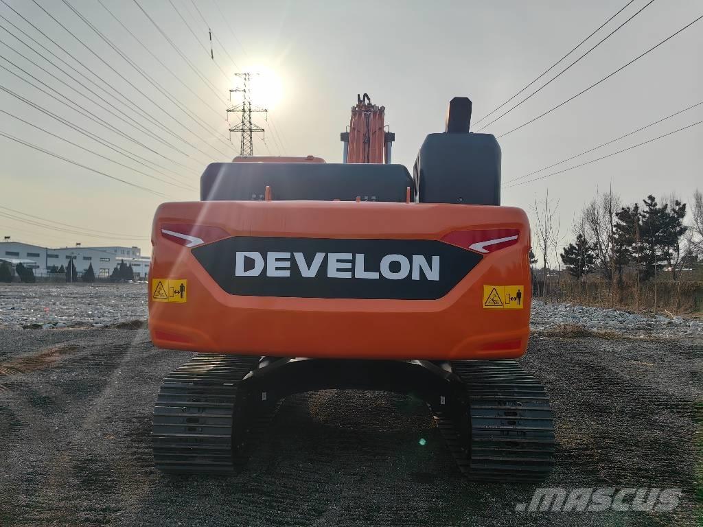 Doosan DX225 Lánctalpas kotrók