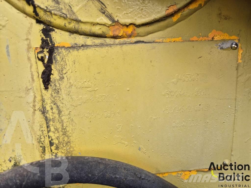 JCB 4 CX Kotrórakodók
